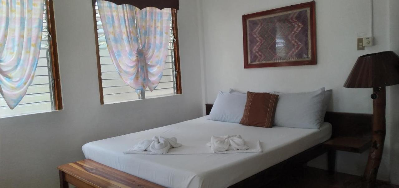 Summer Homes Beach Resort And Cottages Palawan Barton ภายนอก รูปภาพ