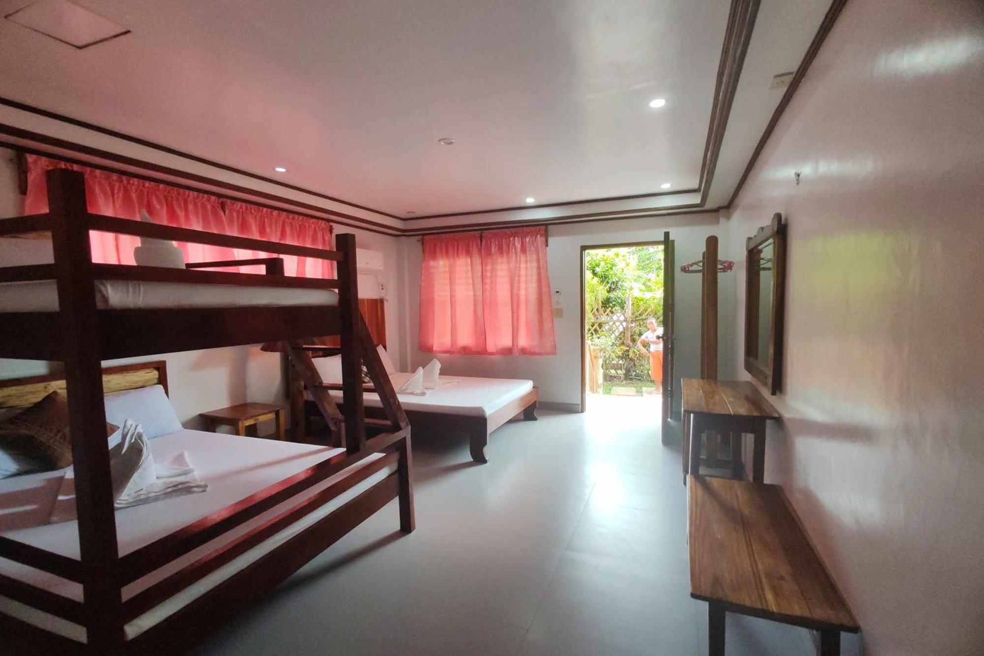 Summer Homes Beach Resort And Cottages Palawan Barton ภายนอก รูปภาพ