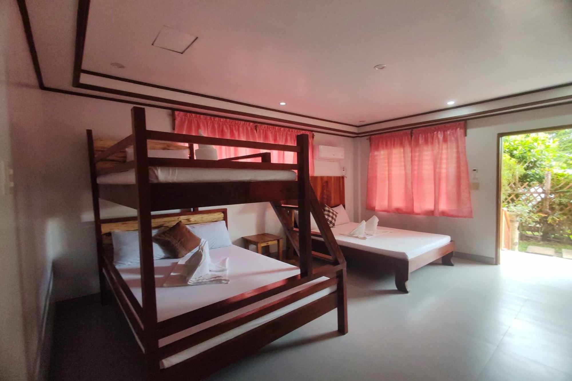 Summer Homes Beach Resort And Cottages Palawan Barton ภายนอก รูปภาพ