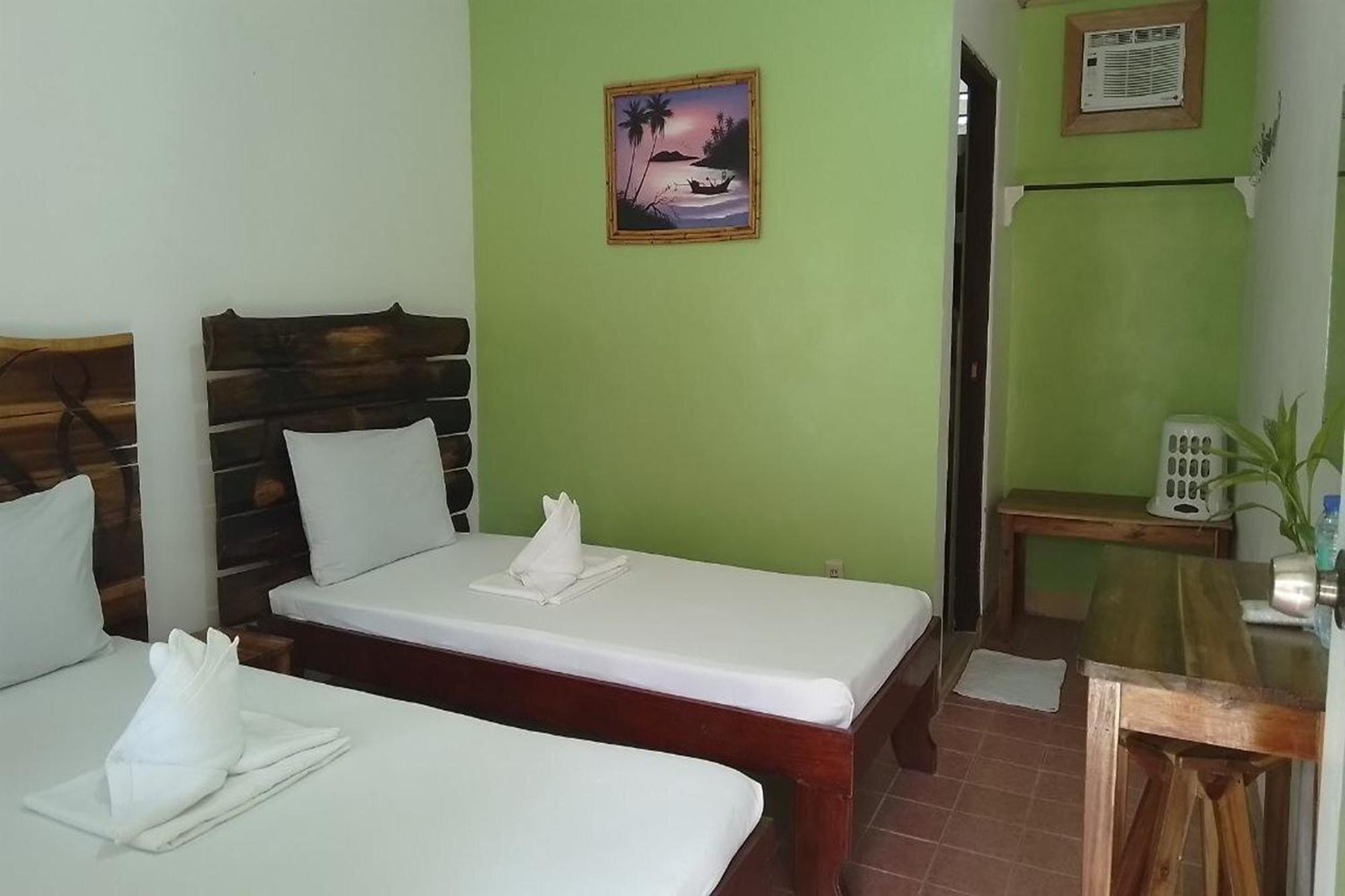 Summer Homes Beach Resort And Cottages Palawan Barton ภายนอก รูปภาพ